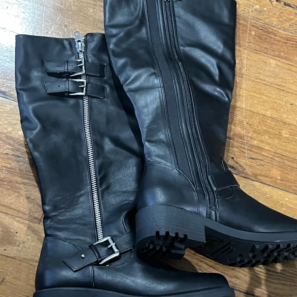 Brand new knee high boots